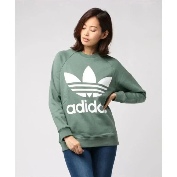 adidas Tops - adidas Originals Oversized Sweatshirt Size Medium 1J